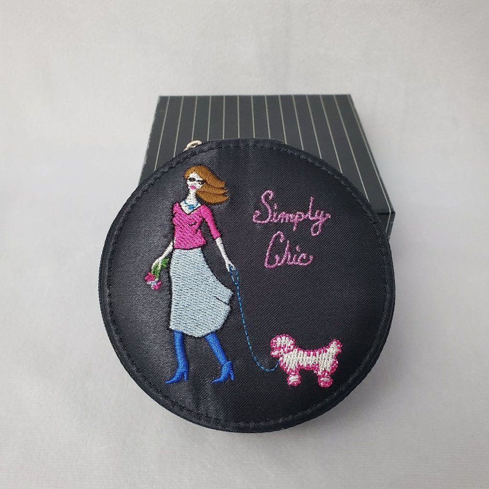 Travel Jewelry Case Round Simply Chic with Mirror Girl and Poodle